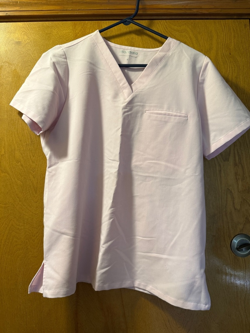 Mandala Light Pink V-Neck Medical Scrub Top and Pants Set - Picture 3 of 8